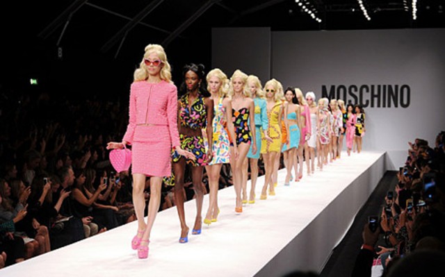fila_desfile_moschino-rita_heroina