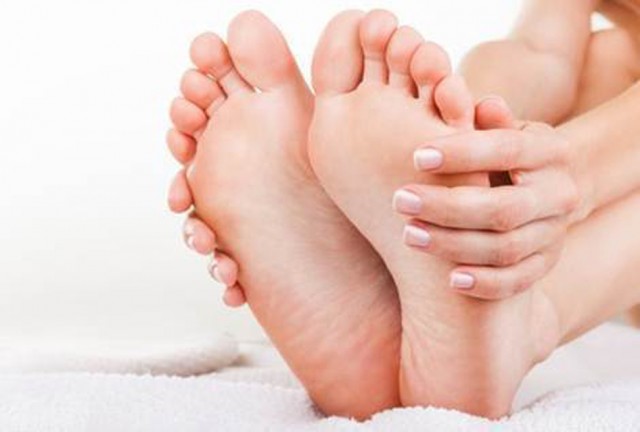 cuidado_com_os_pes2-rita_heroina