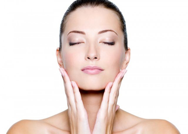 Face with closed eyes of a beautiful woman