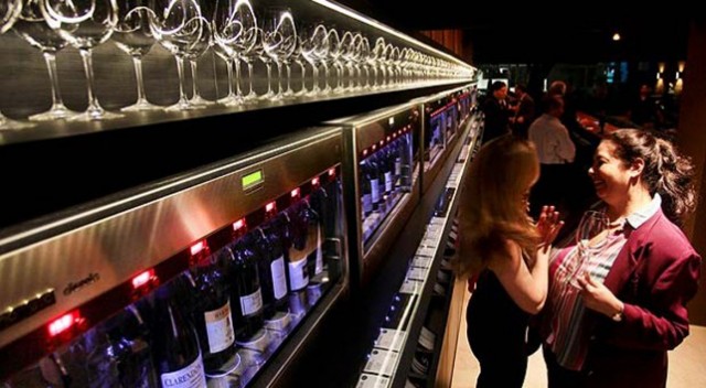 bardega_wine_bar-rita_heroina
