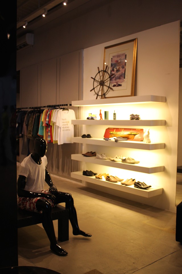 anamac_vitrine-rita_heroina